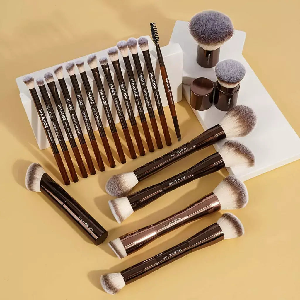 Kit 21 Pincéis de Maquiagem Profissional MAANGE com Bolsa