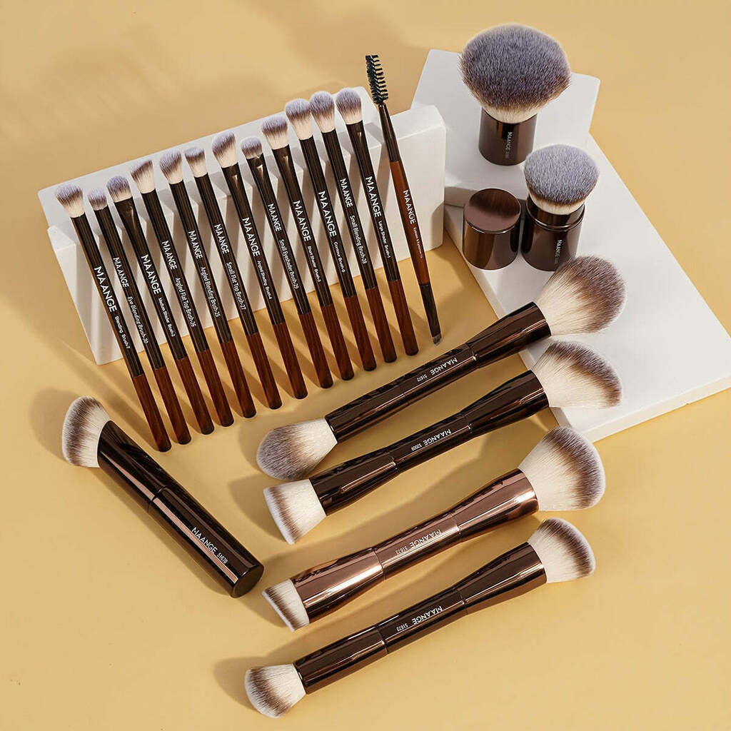 Kit 21 Pincéis de Maquiagem Profissional MAANGE com Bolsa